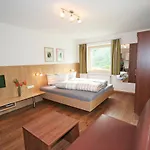 Urgbach Apart-1 By Interhome
